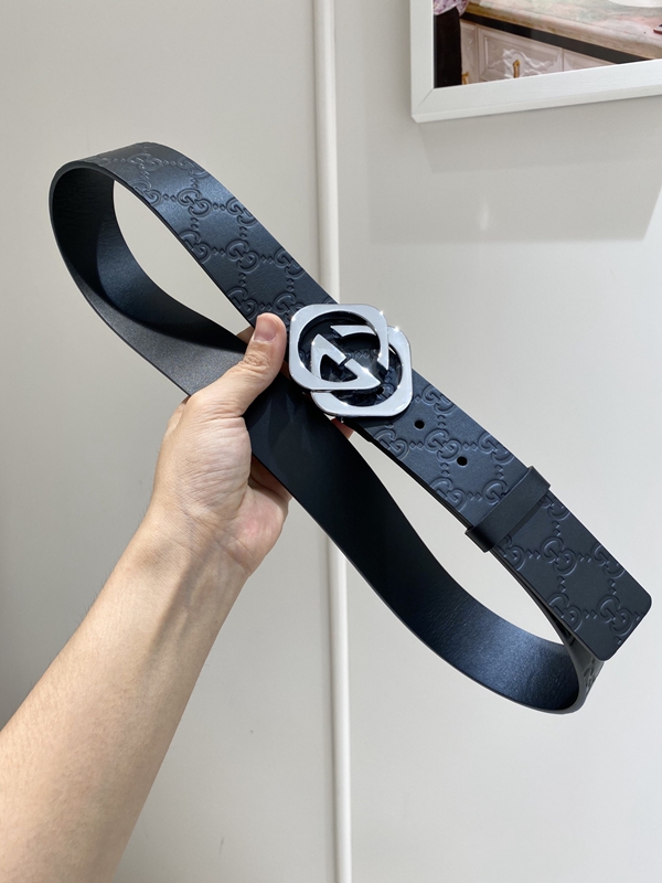 スーパーコピーグッチベルト内部構造